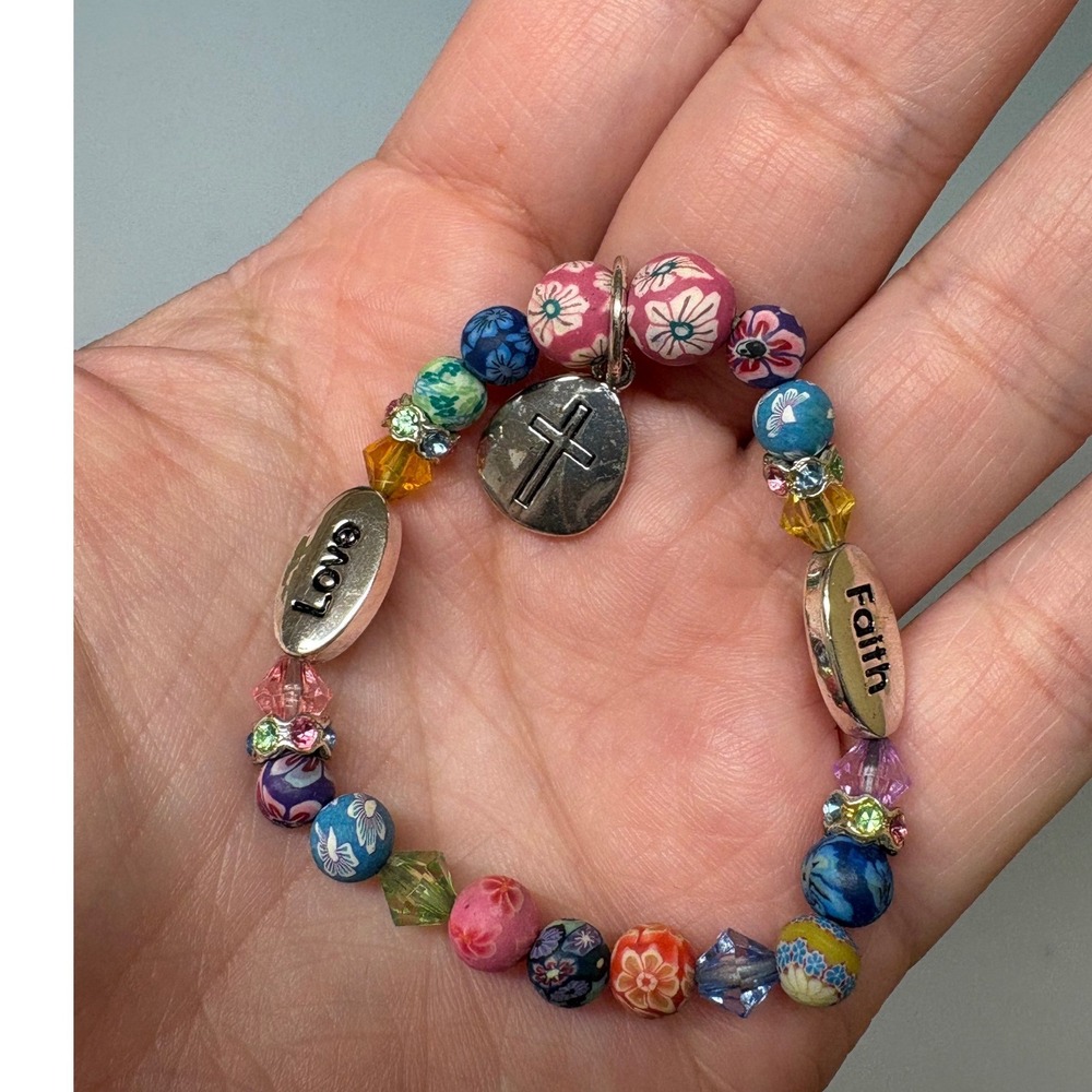 Multicolor Floral Millefiori‎ Bead Stretch Bracelet Faith Love Cross Charm